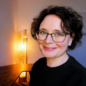 Speaker - Eva Istas